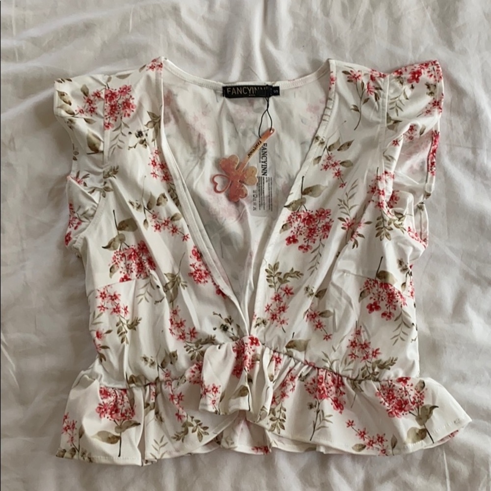 White floral cropped blouse